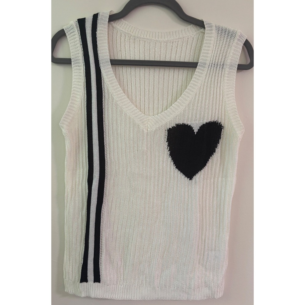 White Knit V Neck Stripe and Heart Sz. M Coquette, Preppy, K-Pop Streetwear